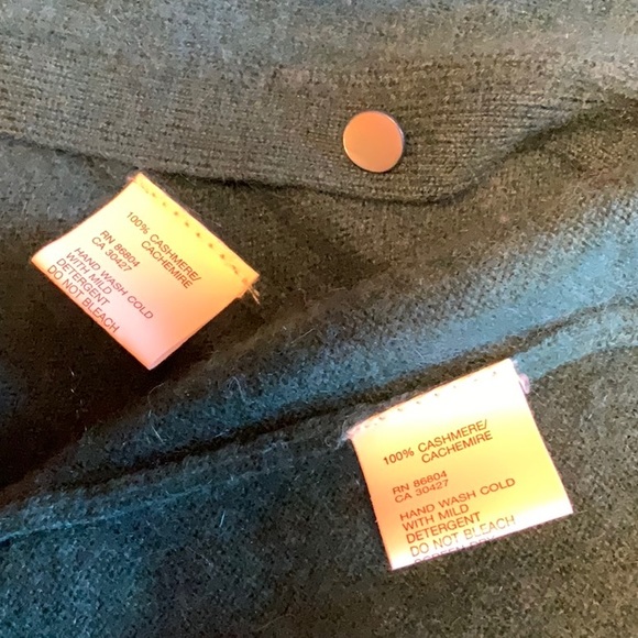 100% Cashmere Cardigan and Matching Tee with Jeweled Necklines in Pine Green S-M - Picture 15 of 16